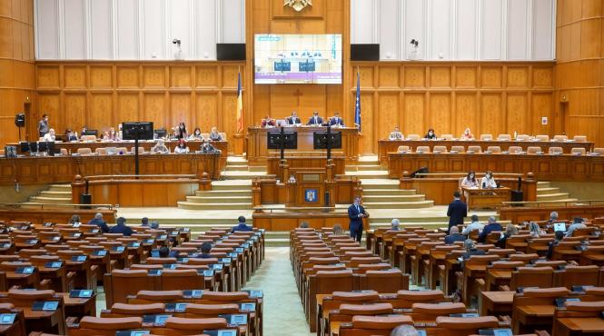 usr plus cere organizarea unei noi sedinte de plen a senatului pentru votarea initiativei fara penali in functii publice