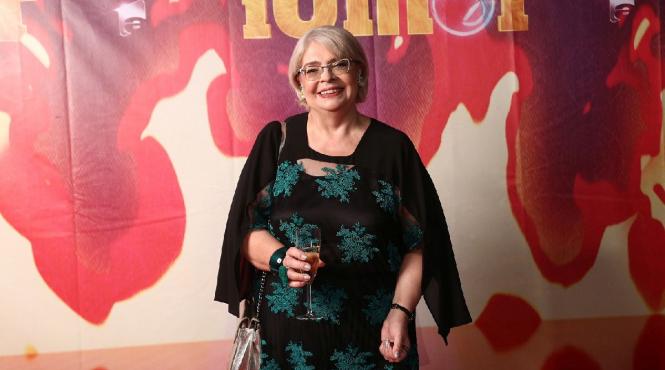 juratii iumor luati la roast in zi de aniversare irina margareta nistor e razbunarea lui sandokan