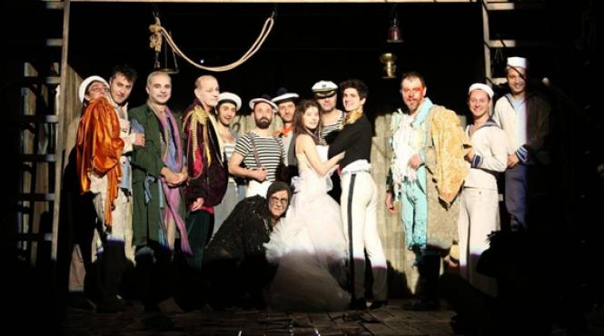 tnb in fnt via online cu creatii de inalt nivel artistic