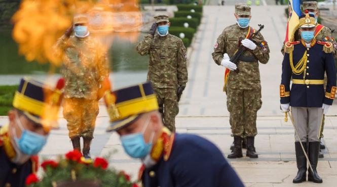 1 decembrie in pandemie ziua nationala a romaniei sarbatorita restrans la arcul de triumf fara participarea publicului