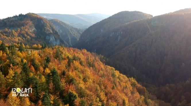 in catunele lor craciunul nu e despre dorinte e o seara cu cer plin de sens tvr 1 izolati in romania editia de craciun