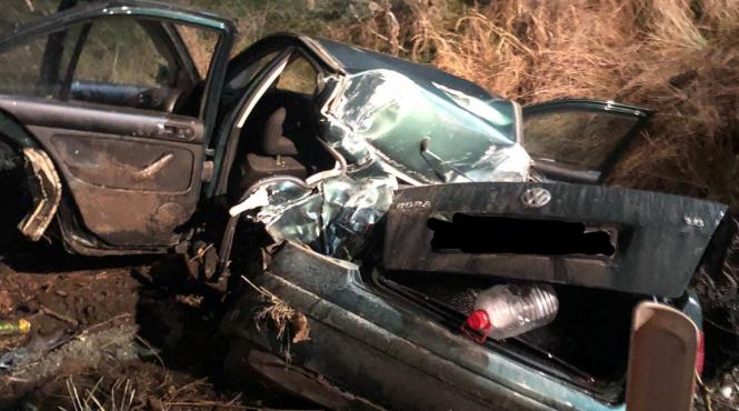 accident in bistrita un tanar fara permis s a rasturnat intr un sant doua persoane au fost ranite