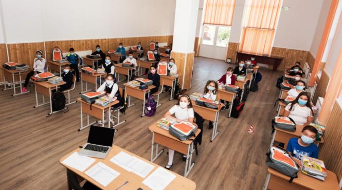 sorin cimpeanu elevii ar putea sa mearga la scoala si in weekend