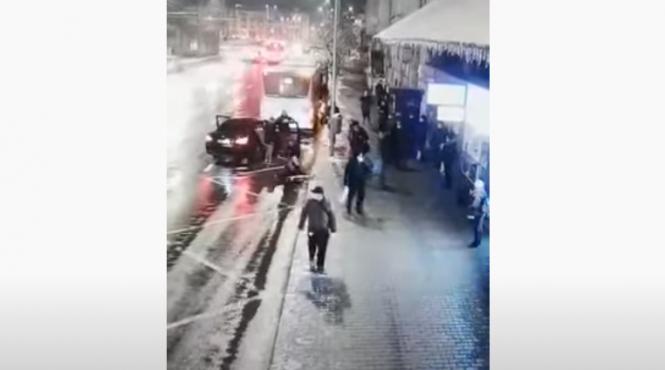 o tanara in varsta de 15 ani rapita de pe o strada din cluj napoca politistii au retinut trei barbati
