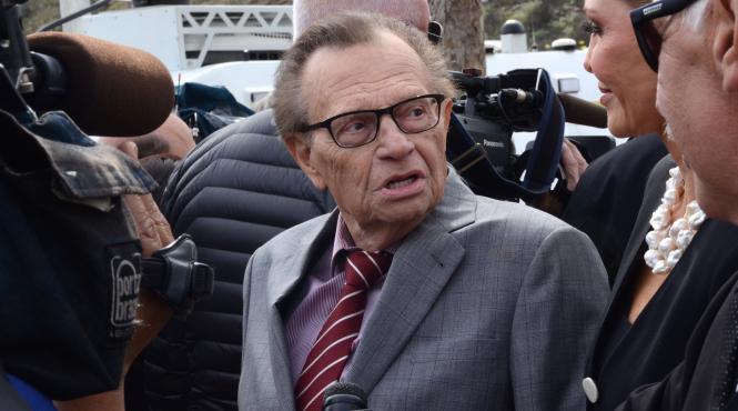 cunoscutul om de televiziune din sua larry king a murit la varsta de 87 de ani