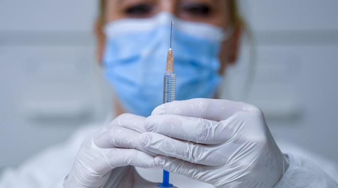 peste 800 000 de romani s au programat pentru vaccinare in etapa a doua