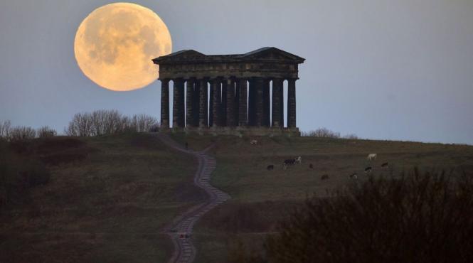 luna noua din varsator trei zodii lovite de noroc