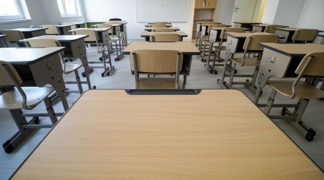 guvernul a restrans dreptul la educatie prin incalcarea legislatiei ue si a constitutiei