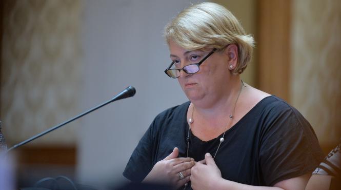 sefa tvr cere guvernului un oug pentru limitarea activitatii televiziunii romane pentru ca banii alocati sunt insuficienti