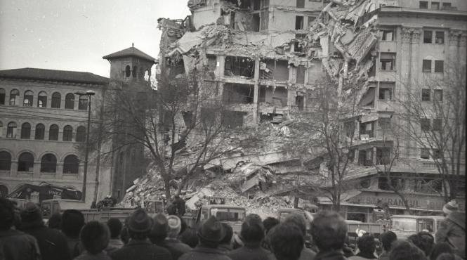 44 de ani de la cutremurul din 1977 peste 1 500 de morti zeci de mii de cladiri distruse in 56 secunde