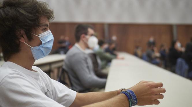 valeriu gheorghita despre vaccinarea elevilor care au examen respectandu se masurile pentru prevenirea infectiei putem asigura conditii de siguranta