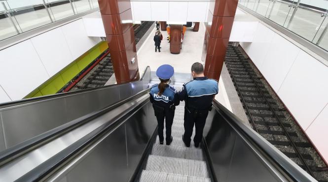 transa a doua de cutii pentru transportul vaccinurilor atribuita firmei care a livrat politiei bastoane cu electrosocuri neconforme