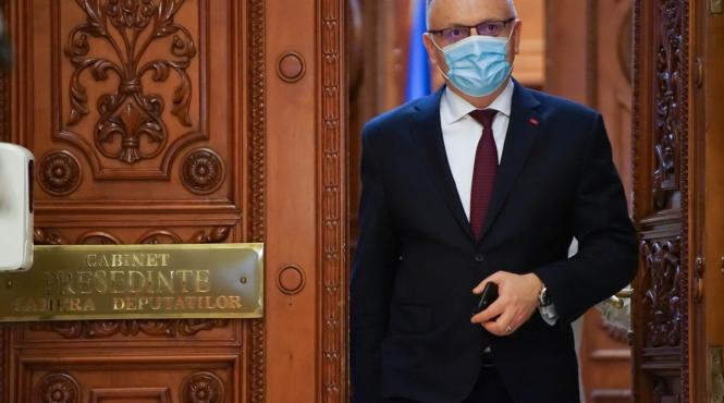 tezele pentru acest an scolar sunt suspendate cum se va face media semestriala