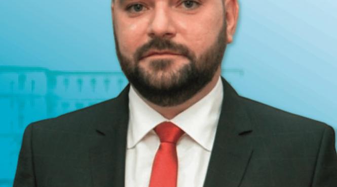 premierul citu acuzat ca incalca regulamentele parlamentului si ca refuza sa raspunda alesilor la interpelari