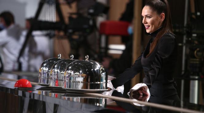 chefi la cutite lider de piata cu peste 1 9 milioane de telespectatori chef florin dumitrescu pierde primul concurent in sezonul 9 imi pare rau pentru el