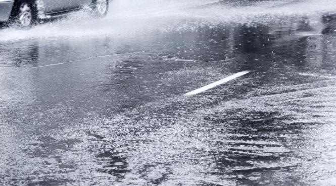 cod galben de ploi torentiale descarcari electrice si vijelii in peste de jumatate din tara