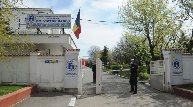 noua spitale din capitala ii primesc pe bolnavi cu usile inchise