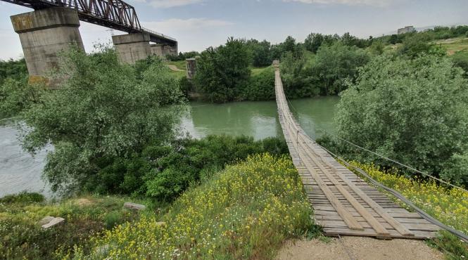 podul prabusit de la gradistea trimite pe o ruta ocolitoare anul european al cailor ferate