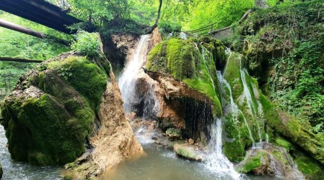 cascada bigar ar putea creste la loc in 100 de ani