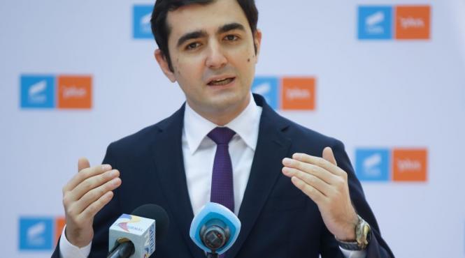 nasui am desfiintat 40 de posturi din ministerul economiei cu salarii de mii de euro pe luna