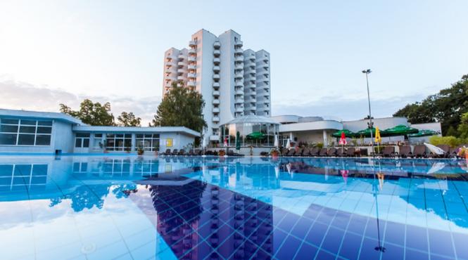 ce hoteluri rezerva romanii cand isi insala partenerii