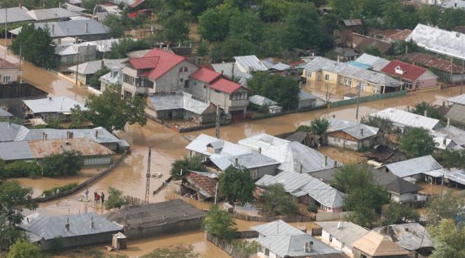cod portocaliu de inundatii in 9 judete din transilvania