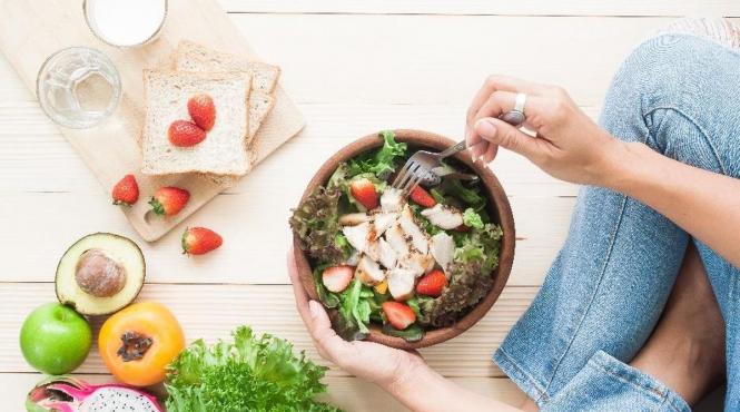 90 dintre romani cumpara alimentele bio din magazinele fizice