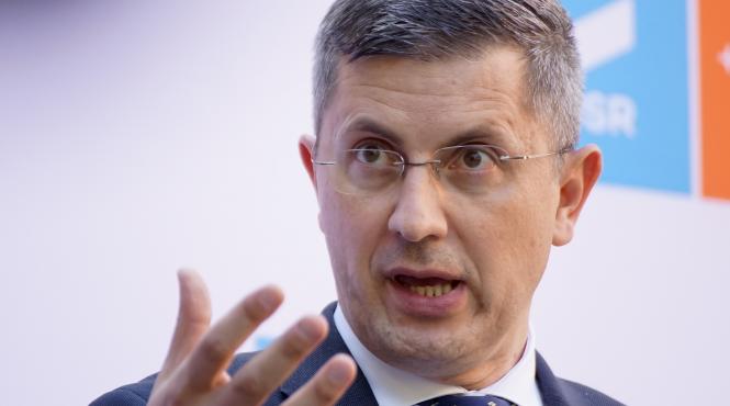 update dan barna propune un protocol cu bor pentru vaccinare ce spune patriarhia