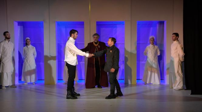 spectacolul hotul de margaritare se joaca la teatrul de vara herastrau pe 13 august