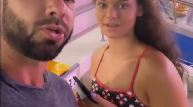 chelsea capitanul echipei de polo de la dinamo ii da replica lui giani kirita la splash vedete la apa