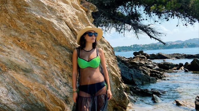 ioana ginghina vacanta in familie in spania si in grecia inaintea revenirii pe platoul de filmare de la adela