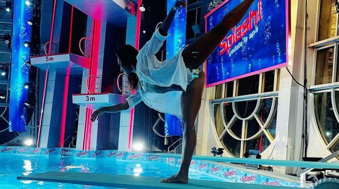 natalia duminica antrenamente in pasi de dans splash vedete la apa