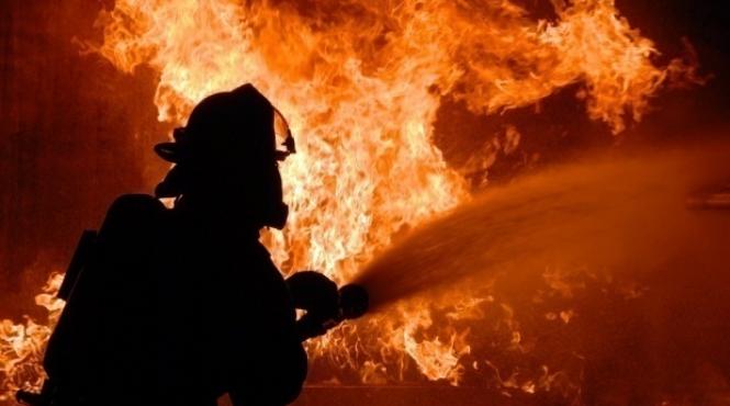 tulcea cinci turisti au ajuns la spital dupa ce un incendiu a cuprins o casa de vacanta din jurilovca