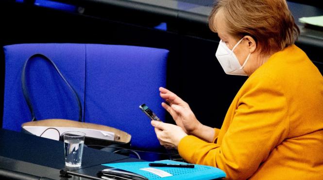 angela merkel va avea o pensie de 15 000 de euro pe luna