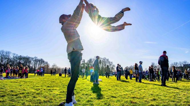 vreme calda in capitala temperaturi de 30 35 de grade in weekend