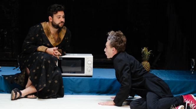 teatrul tamasi aron este 5 zile pe mana tinerilor creatori de teatru