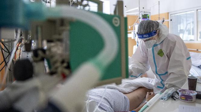 capitala nu mai are niciun pat liber la ati pentru bolnavii de covid 19