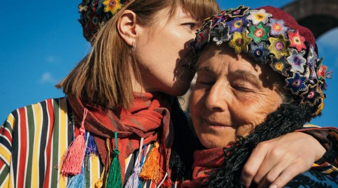 alexandra ungureanu si mama sa au parasit asia express drumul imparatilor asta a fost asia express pentru mine o experienta traita cat pentru o mie de vieti in doar cateva zile show ul lider de audienta