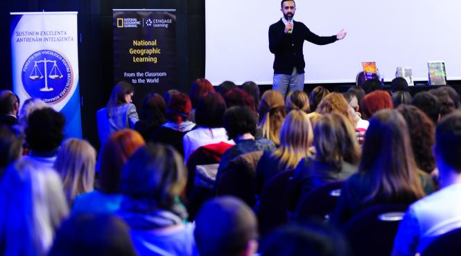 edituri internationale de top sprijina profesorii din romania in plina criza