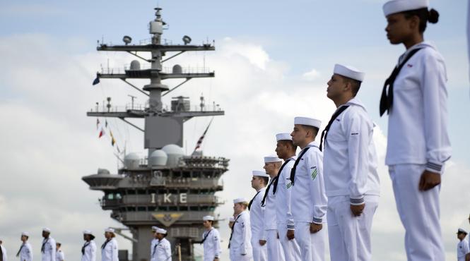 us navy lanseaza o nava care poarta numele lui harvey milk lider pentru drepturile homosexualilor