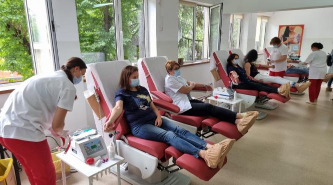 mybloodisgold alergatorii din romania chemati sa doneze sange