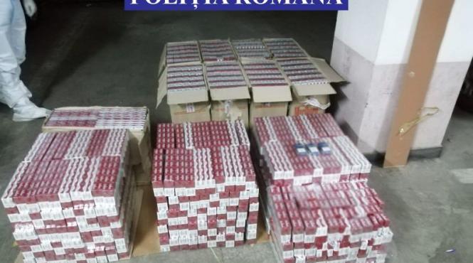 sofer prins drogat fara permis la valonul unei masini cu numere false plina cu tigari de contrabada