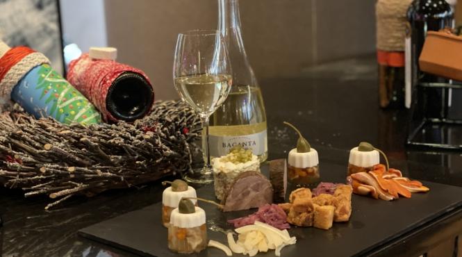 masa de craciun ce vin alegi pentru friptura cozonac sau sarmale