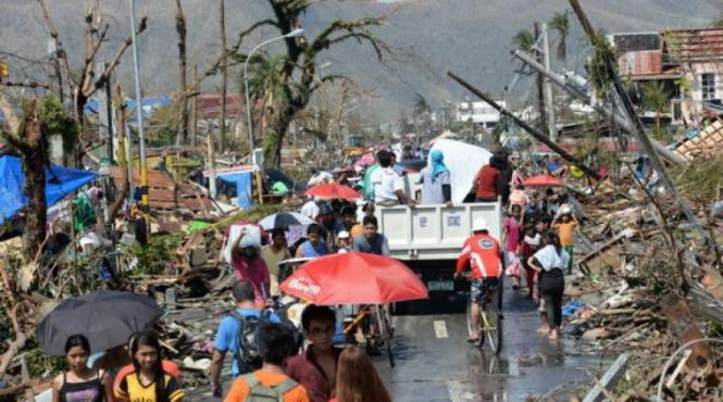 cel putin 375 de morti si 500 de raniti in filipine dupa taifunul rai