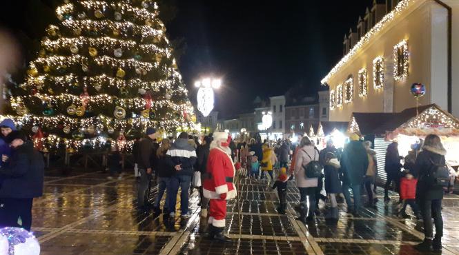 brasovul are cel mai frumos targ de craciun