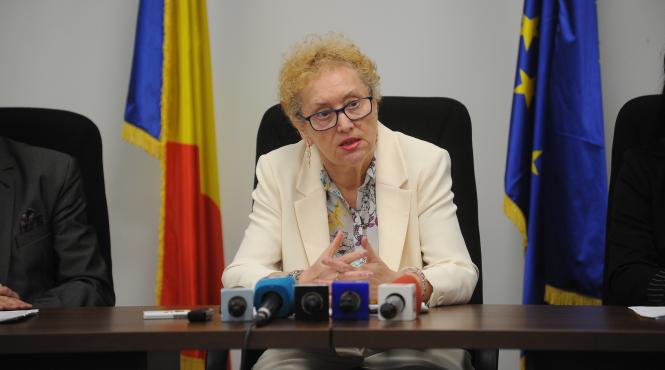 renate weber drepturile individuale au murit analiza devastatoare a avocatului poporului dupa doi ani de pandemie