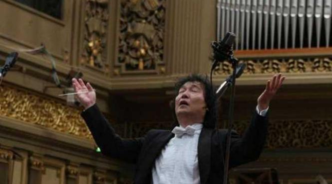 dirijorul jin wang readuce magia dansului la filarmonica george enescu in primele doua concerte simfonice cu public din 2022
