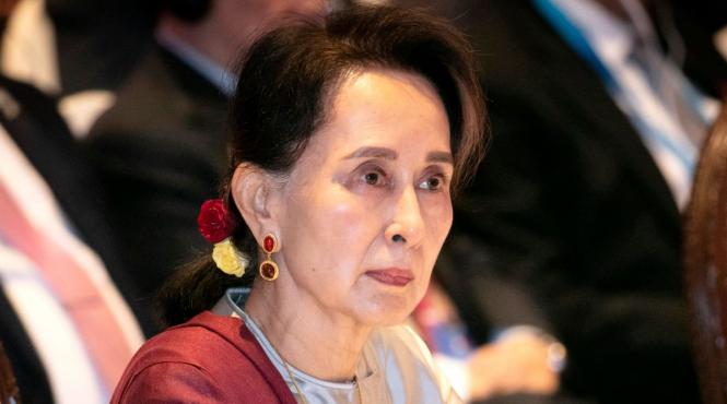 mascarada judiciara aung san suu kyi prizoniera generalilor din myanmar