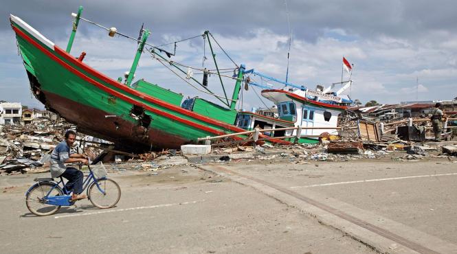 valuri de tsunami in pacificul de sud din cauza unei eruptii vulcanice subacvatice