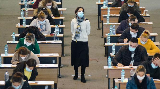 guvernul vrea sa reduca cheltuielile cu formarea medicilor